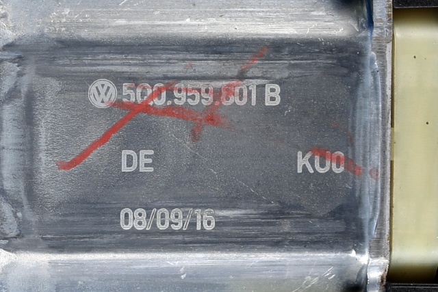 Ruteheis høyre foran til Audi A3 2016-2020 (Type III, Fase 2) (VAG|5Q0 959 801 B|0 130 822 717|)