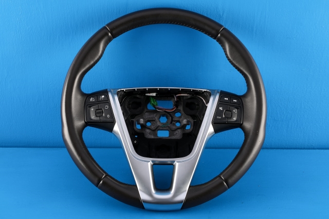 Ratt til Volvo V40, 2012-2019 (VOLVO|P31390323)