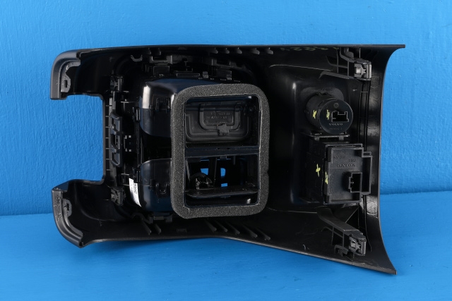Dashbord friskluftdyse til Polestar 2 2020-->>  (VOLVO|31469033|)