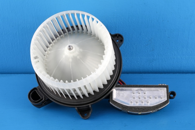 Varmeapparat motor til Polestar 2 2020-->> (VOLVO|31497510|)