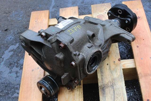 Kardang klokke bak til BMW 5-Serie 2010-2017 (F10/F11) (F10/F11) (BMW|7 584 450|)