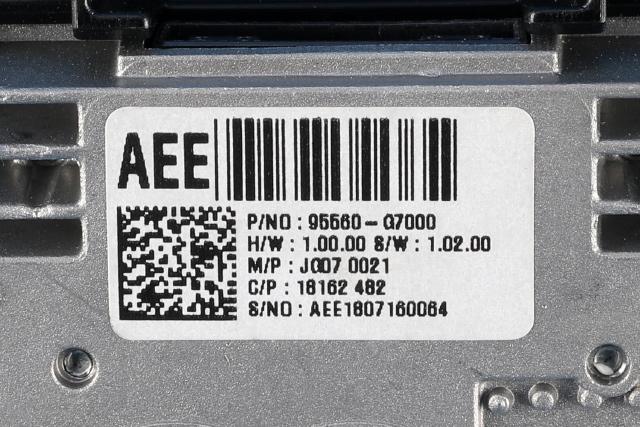 Dashbord trådløs mobillader til Hyundai Ioniq Electric 2016-2019 (Fase 1)  (HYUNDAI|95560-G7000|)