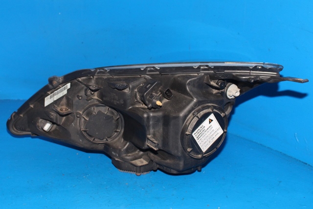Frontlykt høyre xenon til Honda CR-V 2007-2012 (Type III)  (HONDA|33100-SWWA-G110|)