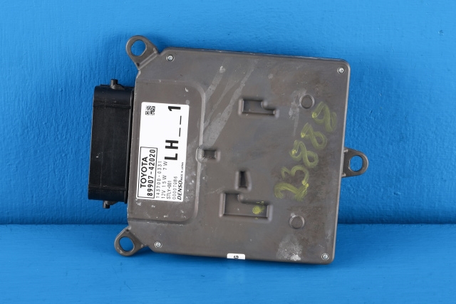 Styreenhet LED til Toyota RAV4 2019-->> (Type V)  (TOYOTA|89907-42020|)