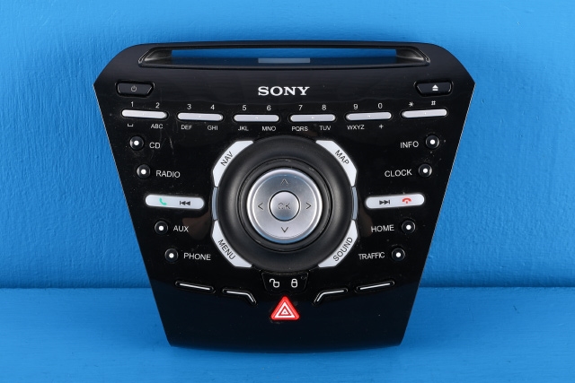 Bilstereo navigasjon betjeningspanel til Ford Focus, 2011-2014 (Type III, Fase 1)  (FORD|BM5T-18K811-TA)