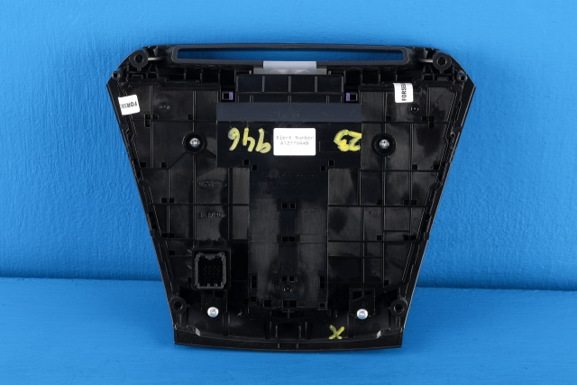 Bilstereo navigasjon betjeningspanel til Ford Focus 2011-2014 (Type III, Fase 1)  (FORD|BM5T-18K811-TA|)