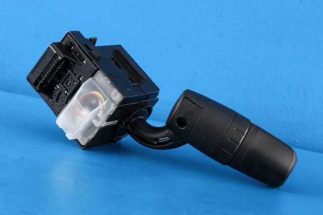 Bryter blink til Mazda CX-5 2012-2017 (Type I)  (MAZDA|KD51-17-F887|)