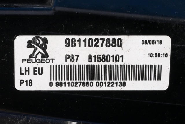 Baklykt venstre indre til Peugeot 5008 2017-->> (Type II)  (PEUGEOT|98 110278 80|)