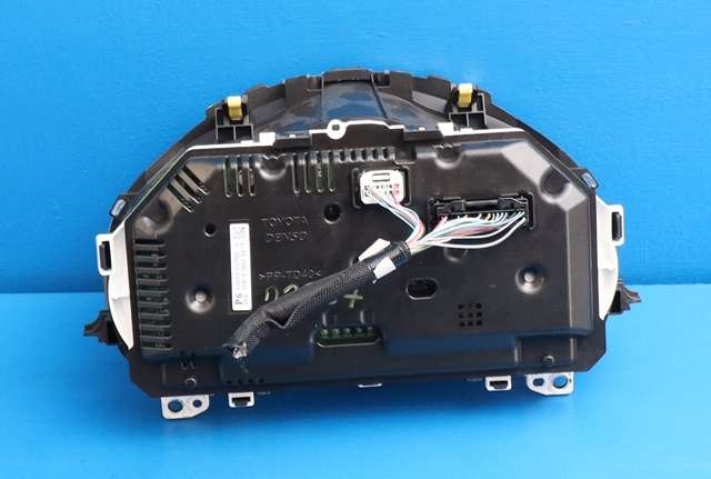 Instrumentpanel til Toyota Yaris 2012-2014 (Type III, Fase 1)  (DENSO|157550-5217|83800-0DP60|)