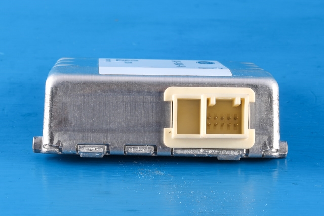 Parkeringskamera foran til Ford Focus 2011-2014 (Type III, Fase 1)  (FORD|CV4T-19H406-AF|)