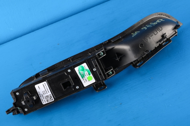 Bryter ruteheis førerdørspanel til Ford Focus 2011-2014 (Type III, Fase 1)  (FORD|AM5T-14A132-CA|)