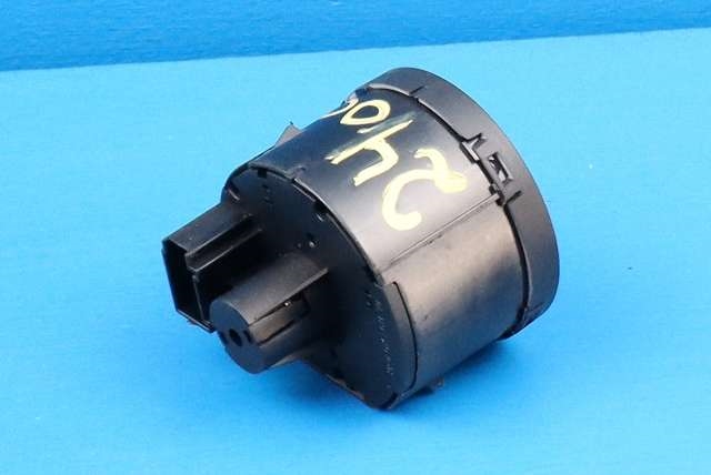 Bryter lys til VW Tiguan 2011-2016 (Type I, Fase 2) (VAG|3C8 941 431 A|)