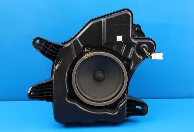 Bilstereo sub-woofer til Hyundai Ioniq Electric 2016-2019 (Fase 1) (HYUNDAI|96380-G2100|)