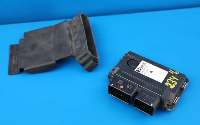MC, Styreenhet motor (ECU) til MC MV Agusta Dragster, 2014-->>  (ELDOR|8M00B9146)