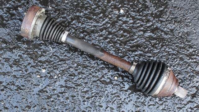 Drivaksel venstre foran, diesel/automat til VW Golf VI 2008-2012