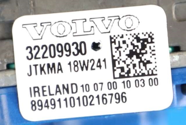 Parkeringskamera bak til Volvo XC60 2017-->> (Type II)  (VOLVO|32209930|)