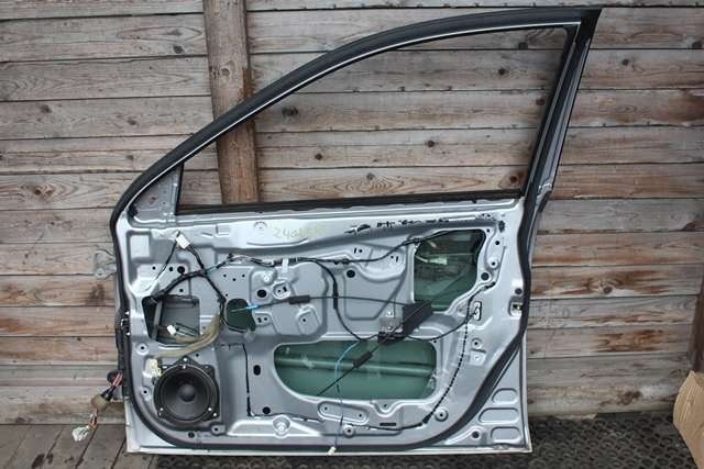 Dør høyre foran til Subaru Outback 2009-2014 (Type IV)  