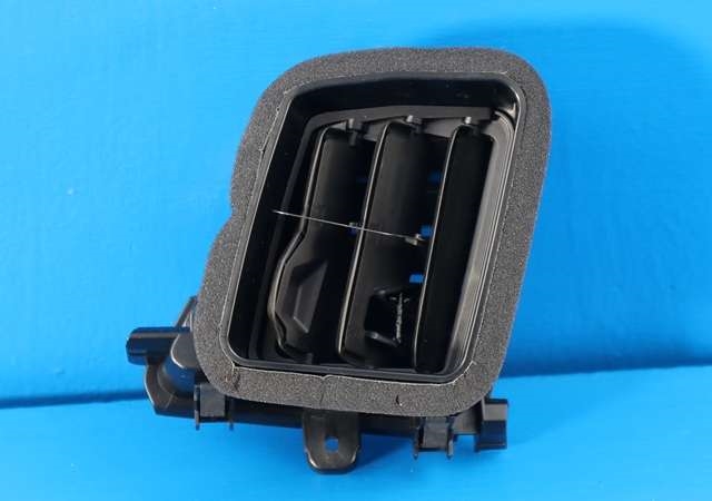 Dashbord friskluftdyse venstre til Audi Q4 e-tron 2021-->> (VAG|89B 820 901 A|)