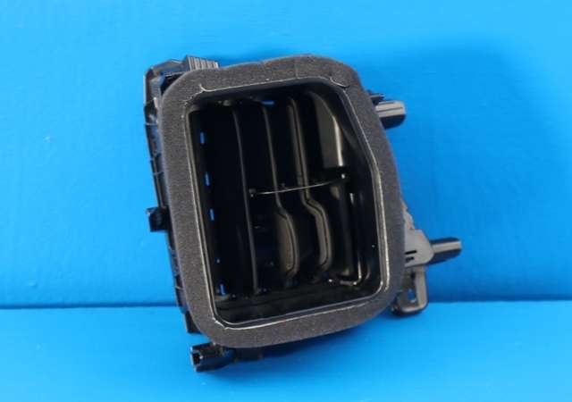 Dashbord friskluftdyse midtkonsoll til Audi Q4 e-tron 2021-->>  (VAG|89B 820 902 A|)