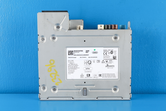Bilstereo navigasjon til Audi Q4 e-tron 2021-->>  (VAG|89A 035 070 D|)