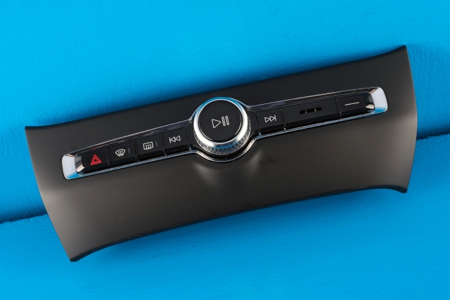 Bilstereo betjeningspanel til Volvo V60 / V60 CC, 2018-->> (Type II) (VOLVO|P31398845)
