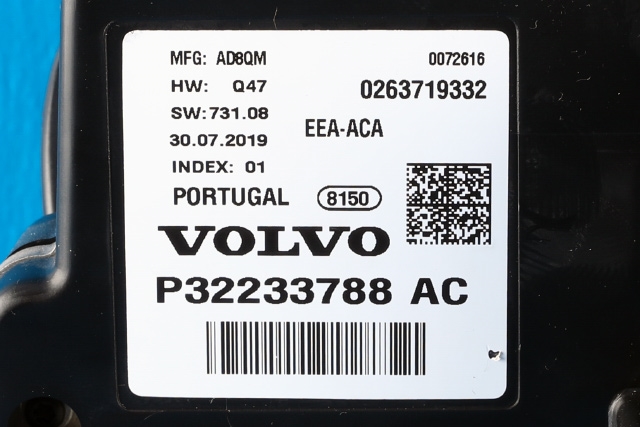 Instrumentpanel til Volvo V60 / V60 CC 2018-->> (Type II)  (VOLVO|P32233788|)