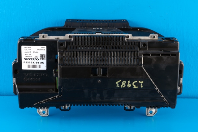 Instrumentpanel til Volvo V60 / V60 CC 2018-->> (Type II)  (VOLVO|P32233788|)