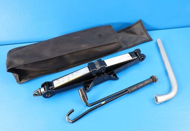 Jekk original til VW e-Golf, 2014-2017 (Fase 1)  (VAG|5Q0 011 031 D)