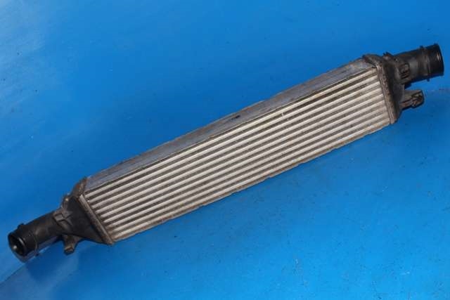 Intercooler til Audi Q3, 2011-2014 (Type I, Fase 1) (VAG|8U0 145 803 B)