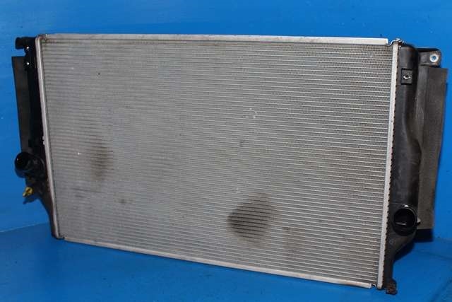 Radiator (manuell gir) til Toyota RAV4, 2006-2009 (Type III, Fase 1)  