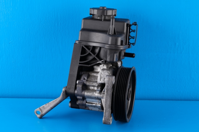 Servo pumpe mekanisk til Mercedes E-Klasse 2009-2013 (Fase 1) (W212) (W212) (ZF|7693 900 509|A 006 466 15 01|)