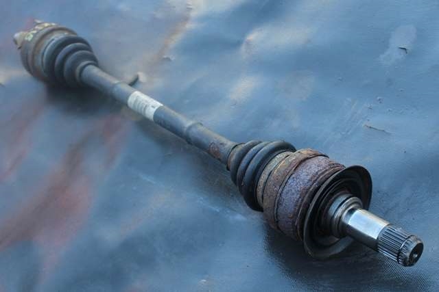 Drivaksel venstre bak, diesel/manuell til BMW 1-Serie 2011-2015 (Fase 1) (F20/F21) (F20/F21) (BMW|7 624 205|)