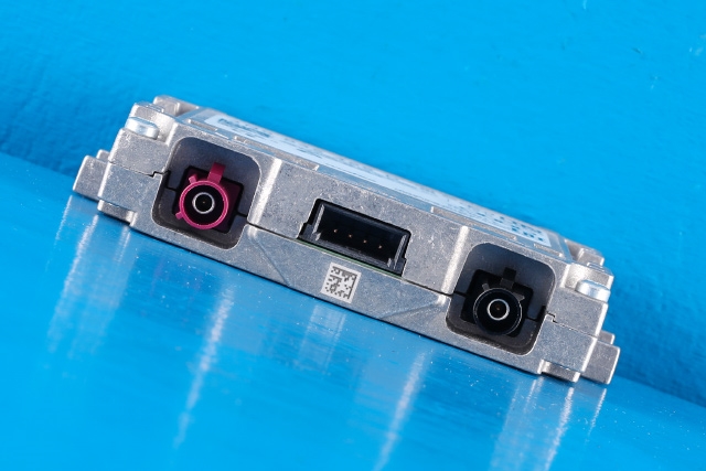 Antenne forsterker til Audi Q4 e-tron 2021-->> (VAG|4N0 035 456 D|)