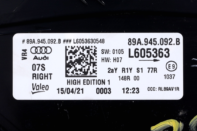 Baklykt høyre ytre til Audi Q4 e-tron 2021-->>  (VAG|89A 945 092 B|)