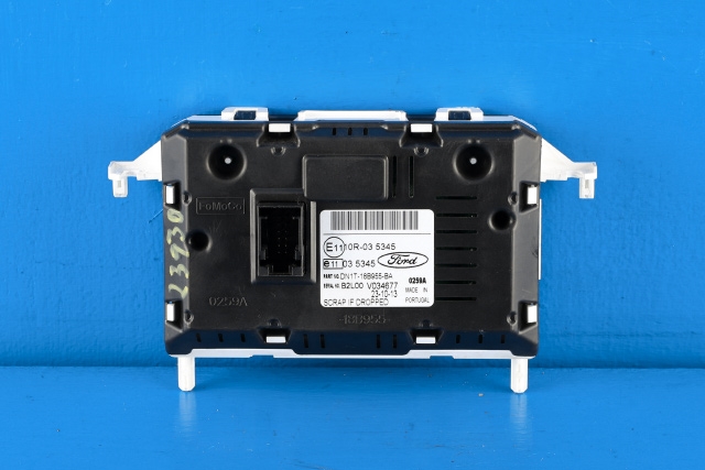 Instrument kjørecomputer til Ford Fiesta 2013-2017 (Type VI, Fase 2) (FORD|DN1T-18B955-BA|)