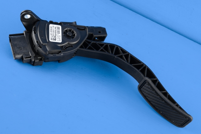 Pedal gass til Ford Fiesta, 2013-2017 (Type VI, Fase 2)  (HELLA|6PV 009 517-20)