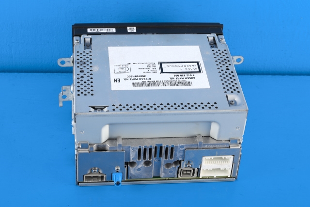 Bilstereo navigasjon til Nissan Qashqai 2010-2014 (Type I, Fase 2)  (NISSAN|25915-BH20C|)