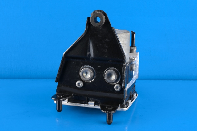 ABS sentral til VW Caddy 2015-2020 (Type III, Fase 3)  (VAG|7E0 614 517 L|7E0 907 379 P|)