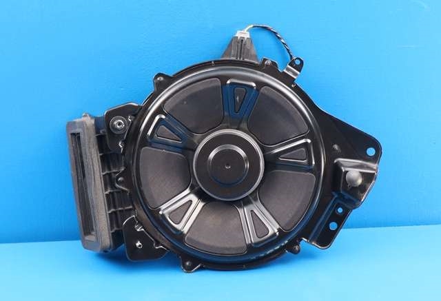 Bilstereo sub-woofer til Polestar 2 2020-->> (VOLVO|32200183|)