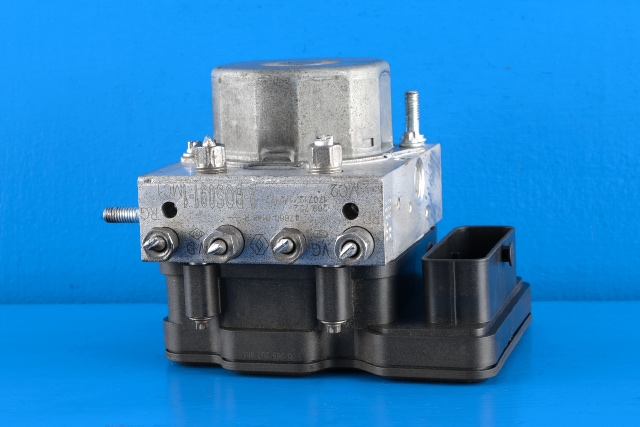 ABS sentral til Renault Captur, 2013-2020 (Type I) (RENAULT|4766 00188R)