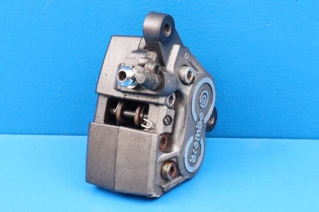 MC, Bremsecalipp foran høyre til MC BMW R1200 C, 1997-2005 (CRUISER) (CRUISER) (BREMBO|)