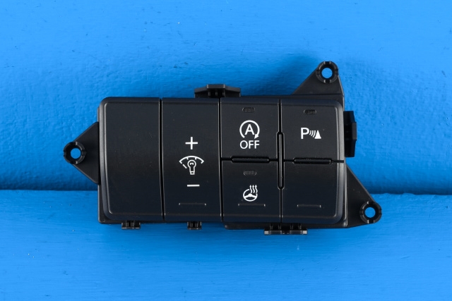 Bryter diverse til Hyundai i30, 2012-2017 (Type II) (HYUNDAI|93310-A6610RY)