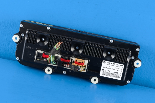 Varmeapparat betjening til VW Tiguan 2007-2011 (Type I, Fase 1) (HELLA|5HB 010 106-01|1K0 907 044 DA|)
