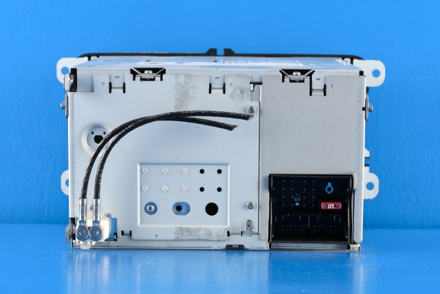 Bilstereo til VW Golf VI 2008-2012  (VAG|1K0 035 186 AA|)