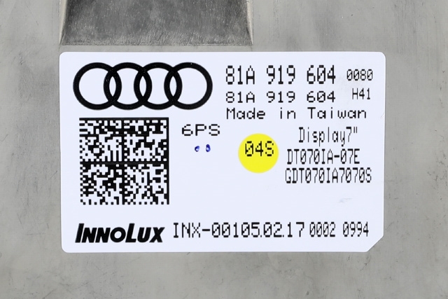 Bilstereo navigasjon skjerm til Audi Q2 2016-->> (VAG|81A 919 604|)