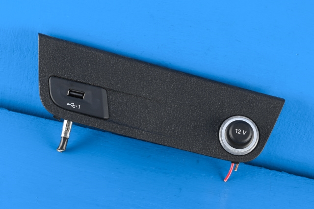 Dashbord diverse til Audi Q2, 2016-->>  