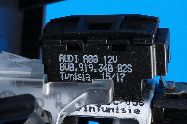 Dashbord diverse til Audi Q2 2016-->>  