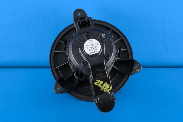 Varmeapparat motor til Ford Transit 2014-->>  (BOSCH|0 130 115 572|BK2T-18456-AC|)