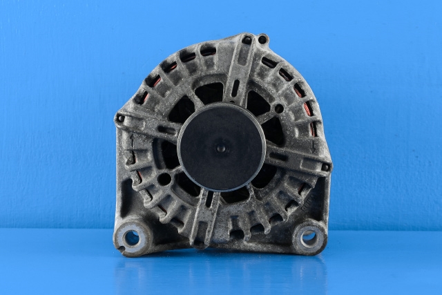 Dynamo diesel til BMW 3-Serie 2005-2011 (E90/E91/E92/E93) (E90/E91/E92/E93) (VALEO|FG18S052|8 507 624. 14 VOLT - 180 AMP|)