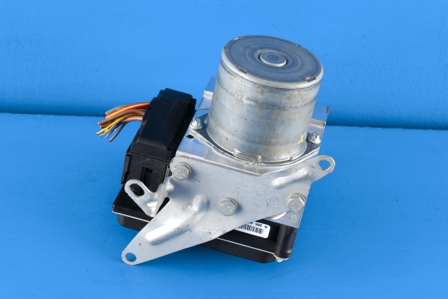 ABS sentral til BMW 3-Serie 2005-2011 (E90/E91/E92/E93) (E90/E91/E92/E93) (BMW|34.51-6 768 550|34.51-6 780 161|)